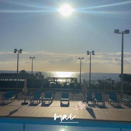Studio 4 personnes bord de mer avec piscine wifi Cervione Extérieur photo